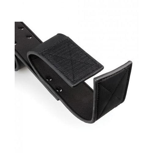 Easy Toys Wrist & Ankle Bondage Bar Black - Image 4